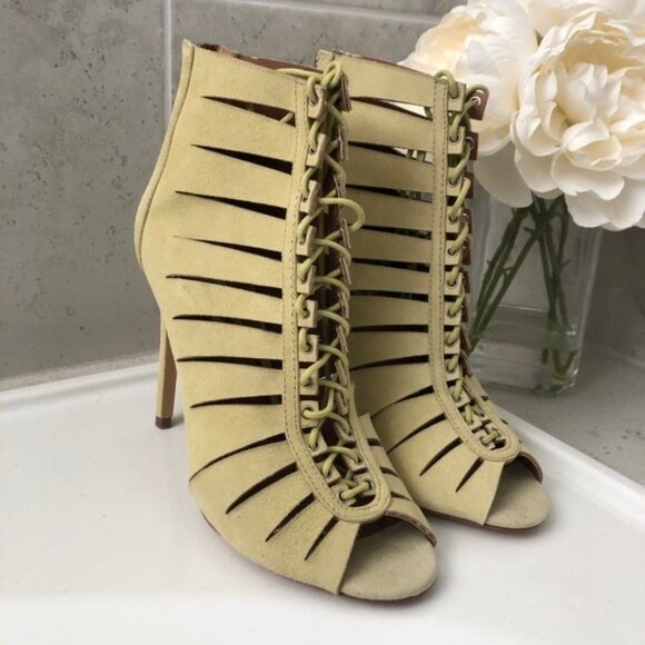 Steve Madden Women’s Lace-Up Booties Size 8 - Picture 5 of 16